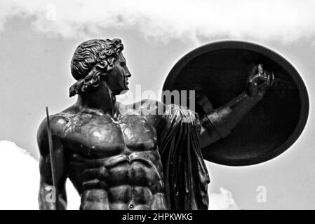 Achilles-Statue im Hyde Park, gewidmet dem Herzog von Wellington, London, Großbritannien. Stockfoto