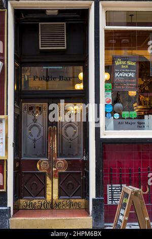 Eingang der Horse Shoe Bar, Glasgow City Centre, Drury Street, Schottland, Großbritannien Stockfoto