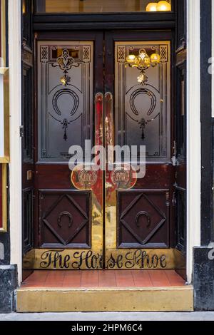 Eingang der Horse Shoe Bar, Glasgow City Centre, Drury Street, Schottland, Großbritannien Stockfoto