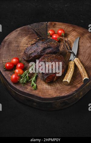 Slow Cooking Konzept - gebackenes Rindfleisch top runden Fleisch Stockfoto