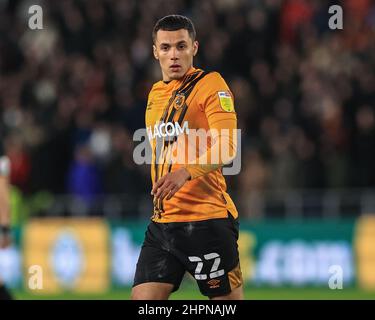 Hull, Großbritannien. 22nd. Februar 2022. Tyler Smith #22 von Hull City während des Spiels in Hull, Großbritannien am 2/22/2022. (Foto von Mark Cosgrove/News Images/Sipa USA) Quelle: SIPA USA/Alamy Live News Stockfoto