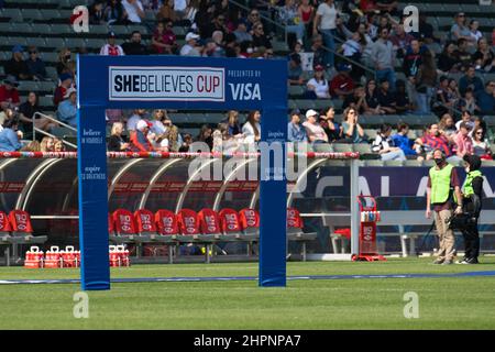 Carson, Kalifornien, USA. 20th. Februar 2022. Der SheBelieves Cup vor einem internationalen Fußballspiel zwischen den USA und Neuseeland, beim SheBelieves Cup, im Dignity Health Sports Park in Carson, Kalifornien. Justin Fine/CSM/Alamy Live News Stockfoto