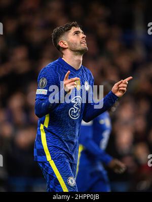 London, Großbritannien. 22nd. Februar 2022. 22. Februar 2022 - Chelsea gegen Lille - Stamford Bridge - Champions League Christian Pulisic von Chelsea feiert sein Tor während des Champions-League-Spiels gegen Lille. Bildnachweis: Kredit: Mark Pain/Alamy Live Nachrichten Stockfoto