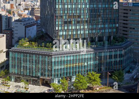 Nagoya, Japan – 22. Oktober 2019: Blick vom Turm des JR-Bahnhofs Nagoya auf den Fuß des Regus Dai Nagoya Building Business Center. Nagoya. J Stockfoto