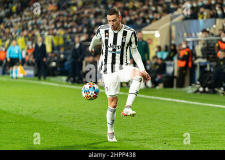 Villarreal, Spanien. 22nd. Februar 2022. Mattia De Sciglio vom Juventus Football Club wurde während des UEFA Champions League-Spiels mit sechzehn Beinabenden im Estadio de la Ceramica in Aktion gesehen. (Endergebnis; Villarreal CF 1:1 Juventus FC) Credit: SOPA Images Limited/Alamy Live News Stockfoto