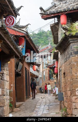 LIJIANG, CHINA - Shuhe Altstadt (UNESCO Weltkulturerbe). Ein berühmtes Wahrzeichen in Lijiang, Yunnan, China. Stockfoto