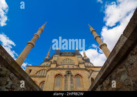 Islamische Architektur. Selimiye Moschee in Edirne Türkei. Ramadan oder islamisches Hintergrundbild. Stockfoto