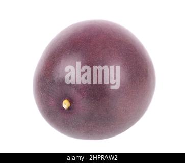 Passionsfrucht isoliert auf weißem Hintergrund. Ganze Passionsfrucht oder Maracuya, exotische Frucht. Beschneidungspfad Stockfoto