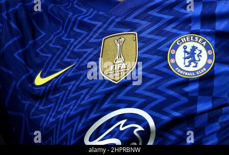 Stamford Bridge, London, Großbritannien. 22nd. Februar 2022. FIFA World Champions 2021 auf Chelsea-Trikot während des Fußballspiels Chelsea gegen Lille, UEFA Champions League, Stamford Bridge, London, Großbritannien - 22. Februar 2022 Credit: Michael Zemanek/Alamy Live News Stockfoto