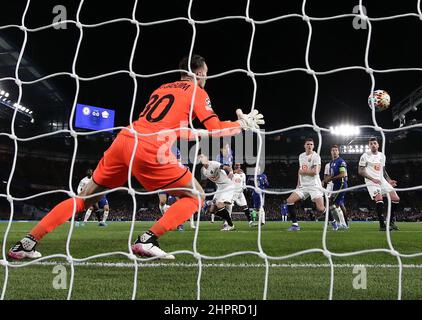 London, Gbr. 22nd. Februar 2022. Kai Havertz aus Chelsea erzielt das Eröffnungstreffer während des Fußballspiels Chelsea gegen Lille, UEFA Champions League, Stamford Bridge, London, Großbritannien - 22. Februar 2022 Quelle: Michael Zemanek/Alamy Live News Stockfoto