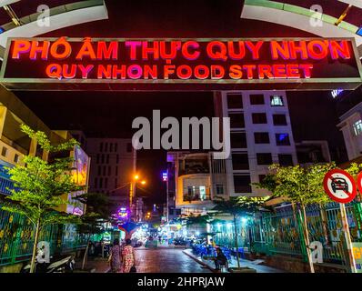 Eingang zur Quy Nhon Food Street Stockfoto