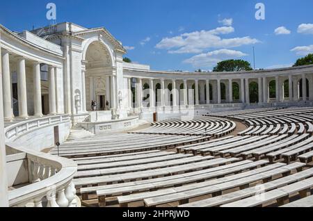 Blick auf das Arlington Memorial Amphitheater in Arlington. Stockfoto