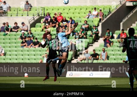 Melbourne, Australien, 23. Februar 2022. Max Burgess vom Sydney FC führt den Ball beim A-League-Fußballspiel zwischen Western United und dem Sydney FC im AAMI Park am 23. Februar 2022 in Melbourne, Australien, an. Kredit: Dave Hewison/Speed Media/Alamy Live Nachrichten Stockfoto