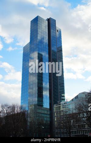 Der Gallileo-Turm in Frankfurt Stockfoto