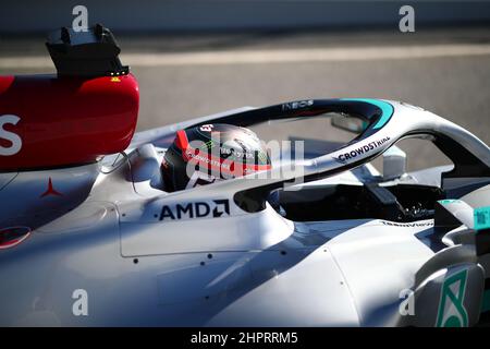 #63 George Russel: Mercedes AMG Team F1 während der Wintertesttage, Barcelona 23-25. Februar 2022, Formel 1 Weltmeisterschaft 2022. Stockfoto