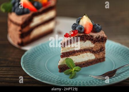 Schokoladenkuchen mit Haferkleie und Mandelmehl Stockfoto