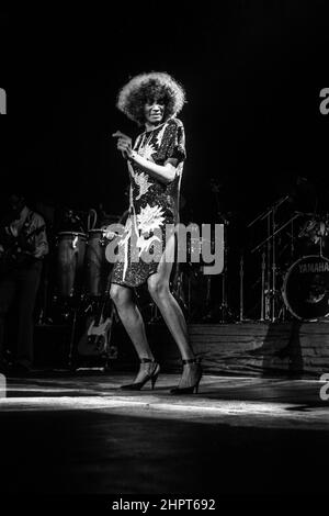 Whitney Houston live in Forest National am 10. oktober 1986 | Whitney Houston len Konzert A Forest National le 10 octobre 1986 Stockfoto