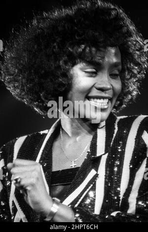 Whitney Houston live in Forest National am 06. Mai 1988 | Whitney Houston len Konzert A Forest National le 06 Mai 1988 Stockfoto