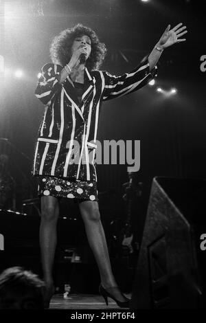 Whitney Houston live in Forest National am 06. Mai 1988 | Whitney Houston len Konzert A Forest National le 06 Mai 1988 Stockfoto