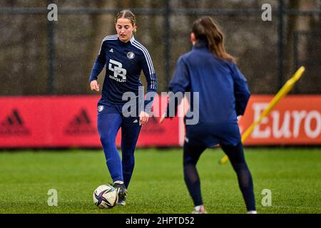 Rotterdam, Niederlande. 22. Februar 2022, Rotterdam - (l-r) Yara Helderman von Feyenoord V1 während des Trainings in Nieuw Varkenoord am 22. Februar 2022 in Rotterdam, Niederlande. (Box zu Box Pictures/Tom Bode) Stockfoto