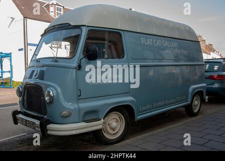 1969 Modell Hellblau Französisch Renault Estafette 1000 Nutzfahrzeug-Marktplatz Lauder Scottish Borders Schottland Vereinigtes Königreich vorne links in der Nähe Stockfoto