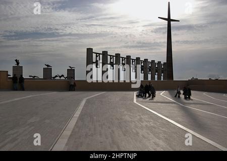 San Giovanni Rotondo (Foggia), Italien 05/12/2004: Pilger besuchen das Heiligtum von padre pio ©Andrea Sabbadini Stockfoto