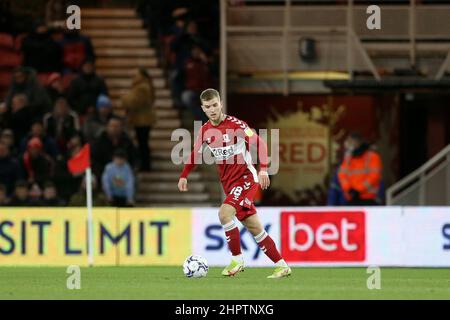 MIDDLESBROUGH, GROSSBRITANNIEN. FEB 22nd Riley McGree von Middlesbrough während des Sky Bet Championship-Spiels zwischen Middlesbrough und West Bromwich Albion am Dienstag, den 22nd. Februar 2022 im Riverside Stadium, Middlesbrough. (Kredit: Mark Fletcher | MI News) Kredit: MI Nachrichten & Sport /Alamy Live News Stockfoto