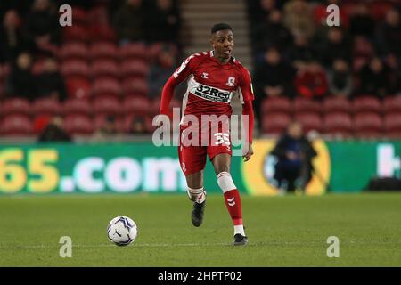 MIDDLESBROUGH, GROSSBRITANNIEN. FEB 22nd Isaiah Jones von Middlesbrough während des Sky Bet Championship-Spiels zwischen Middlesbrough und West Bromwich Albion am Dienstag, den 22nd. Februar 2022 im Riverside Stadium, Middlesbrough. (Kredit: Mark Fletcher | MI News) Kredit: MI Nachrichten & Sport /Alamy Live News Stockfoto