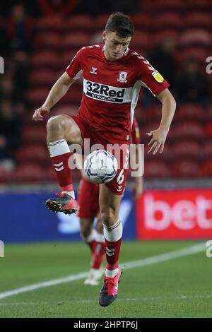 MIDDLESBROUGH, GROSSBRITANNIEN. FEB 22nd Dael Fry von Middlesbrough während des Sky Bet Championship-Spiels zwischen Middlesbrough und West Bromwich Albion am Dienstag, den 22nd. Februar 2022 im Riverside Stadium, Middlesbrough. (Kredit: Mark Fletcher | MI News) Kredit: MI Nachrichten & Sport /Alamy Live News Stockfoto