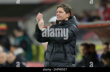 firo: 19th. Februar 2022 Fuvuball: Fußball: 1st Bundesliga, Saison 2021/2022 1st FC Köln kV?ln - Eintracht Frankfurt 1,0 Trainer: Oliver Glasner, Geste Stockfoto
