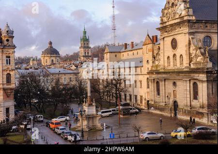 Lviv, Ukraine 23. februar 2022. Allgemeine Ansicht des Soborna Platzes in der Innenstadt. Stockfoto