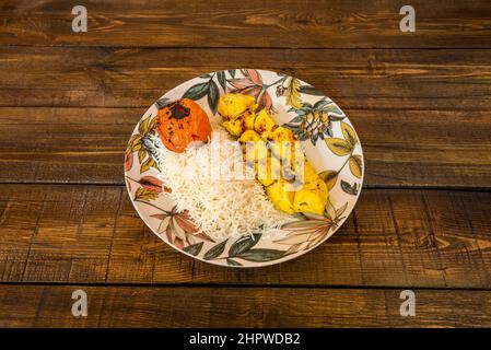 Shish Taouk, Huhn Kebab typisch für libanesische, aserbaidschanische, syrische und türkische Küche, unter anderem. Diese Kebap besteht aus einem marinierten und gewürzten Küken Stockfoto