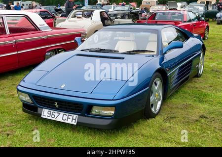 Westbury, Wiltshire, Großbritannien - 5 2021. September 1993: Ein Sportwagen von Ferrari Testarossa auf der White Horse Classic and Vintage Car Show 2021 Stockfoto