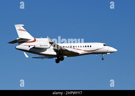 Aircraft Private Jet, Dassault Falcon 7X, P4-SCM Stockfoto