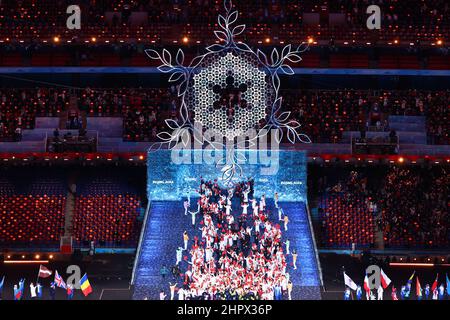 China Delegation (CHN), 20. FEBRUAR 2022: Abschlusszeremonie der Olympischen Winterspiele 2022 in Peking im Nationalstadion in Peking, China. Quelle: Yohei Osada/AFLO SPORT/Alamy Live News Stockfoto
