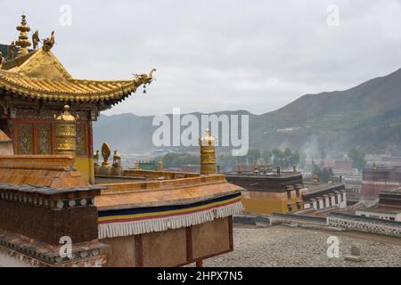 XIAHE, CHINA - Labrang Kloster. Eine berühmte Lamasery in Xiahe, Gansu, China. Stockfoto