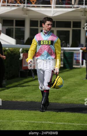 Oisin Murphy auf der Goodwood Racecourse, Chichester, West Sussex, Großbritannien. Stockfoto