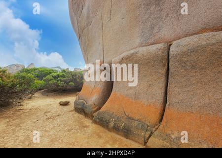 Details von Whistling Rock, einer beliebten erodierten orangefarbenen Landform in Cape le Grand, in der Nähe von Esperance, Western Australia, WA, Australien Stockfoto