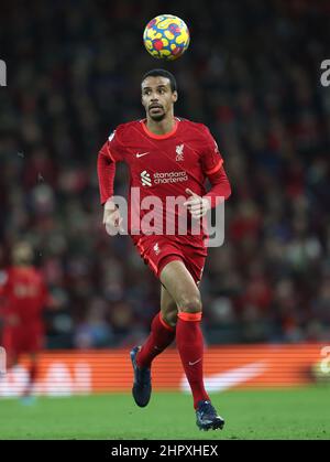 Liverpool, England, 23rd. Februar 2022. Joel Matip von Liverpool während des Spiels der Premier League in Anfield, Liverpool. Bildnachweis sollte lauten: Darren Staples / Sportimage Stockfoto