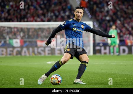 Madrid, Madrid, Spanien. 24th. Februar 2022. CRISTIANO RONALDO von Manchester United während des Champions-League-Fußballspiels zwischen Atletico de Madrid und Manchester United im Wanda Metropolitano Stadium in Madrid, Spanien, 23. Februar 2022 (Bildnachweis: © Ruben Albarran/ZUMA Press Wire) Stockfoto