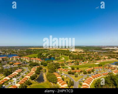 Kissimmee, FL, USA - 20. Februar 2022: Luftaufnahme des Orange Lake Resorts Stockfoto