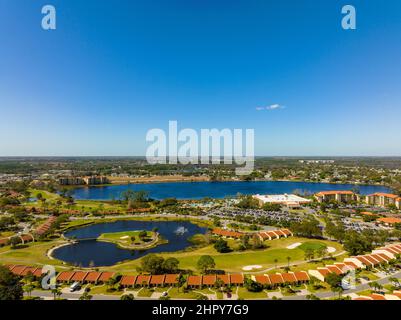 Kissimmee, FL, USA - 20. Februar 2022: Luftaufnahme des Orange Lake Resorts Stockfoto