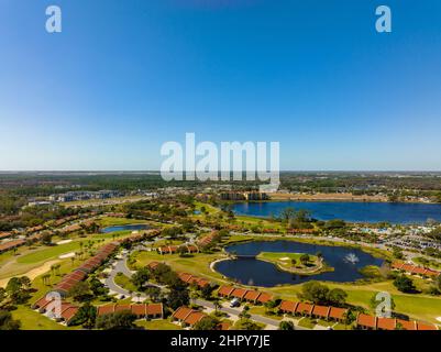 Kissimmee, FL, USA - 20. Februar 2022: Luftaufnahme des Orange Lake Resorts Stockfoto