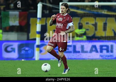 Frosinone, Italien. 23rd. Februar 2022. Giuseppe Loiacono von Reggina während des Fußballspiels der Serie B im Stadio Benito Stirpe, Frosinone gegen Reggina am 23. Februar 2022 in Frosinone, Italien. (Foto: AllShotLive/Sipa USA) Quelle: SIPA USA/Alamy Live News Stockfoto