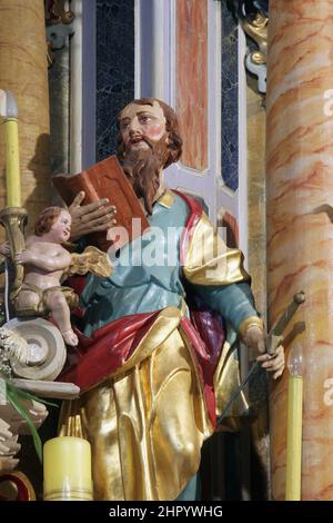 Apostel Paulus, Statue auf dem Hochaltar in der Kirche unserer Lieben Frau von Dol in Dol, Kroatien Stockfoto