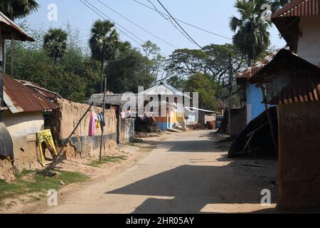 Pearson Pally. Das Santali-Stammesdorf bei Visva-Bharati. Santiniketan, Bolpur, Birbhum, Westbengalen, Indien. Stockfoto