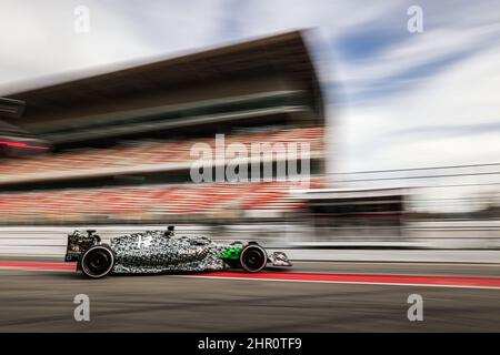 24 ZHOU Guanyu (Chi), Alfa Romeo F1 Team ORLEN C42, Action während der Vorsaison-Rennbahn vor der FIA Formel-1-Weltmeisterschaft 2022, auf dem Circuit de Barcelona-Catalunya, vom 23. Bis 25. Februar 2022 in Montmelo, bei Barcelona, Spanien - Foto Antonin Vincent / DPPI Stockfoto