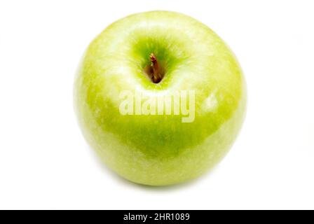 Oma Smith Sour Apple isoliert über einem weißen Hintergrund Stockfoto