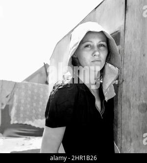 Dorothea lange - Junge wandernde Mutter, ursprünglich aus Texas - Pea Picker in Edison, Kern County, California USA - 1940 Stockfoto