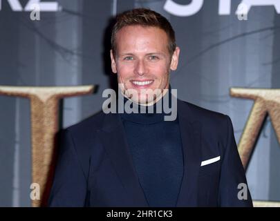 London, Großbritannien. 24.. Februar 2022. Sam Heughan nimmt an der Premiere der sechsten Staffel von Outlander in der Royal Festival Hall, London, Teil. Quelle: Doug Peters/Alamy Live News Stockfoto